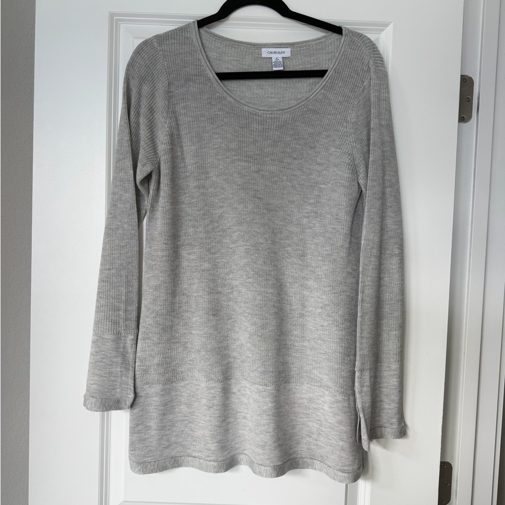 Heather Gray Long Sleeve Scoop Neck Tunic